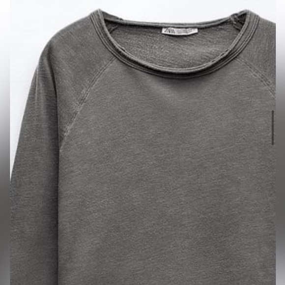 VINTAGE LOOK LONG SLEEVE T-Shirt - Picture 2 of 2